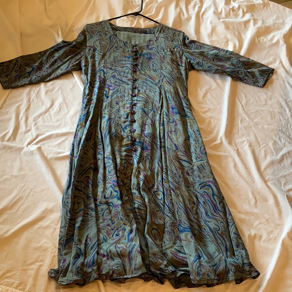 Salwar suite